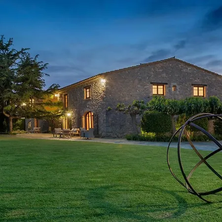 Somnis De L'emporda Bed & Breakfast 4*