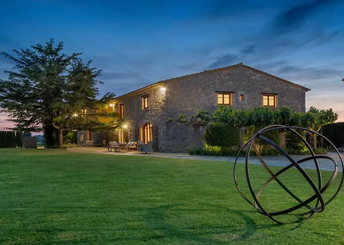 Somnis De L'emporda Bed & Breakfast 4*