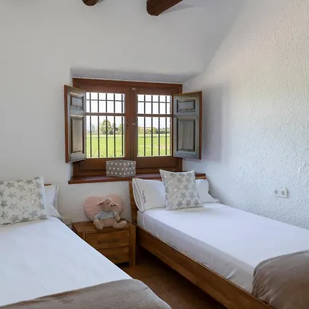 Somnis De L'emporda Bed and breakfast